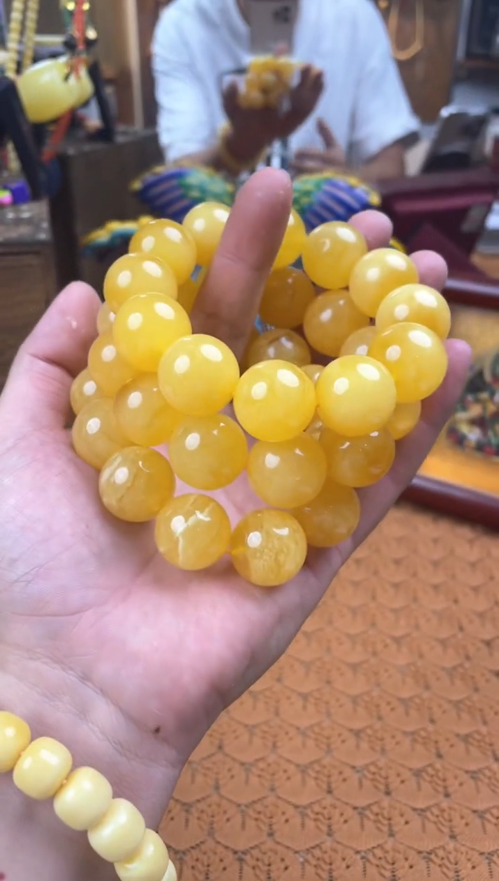 未镶嵌蜜蜡裸石WML9027多样性发其中一件