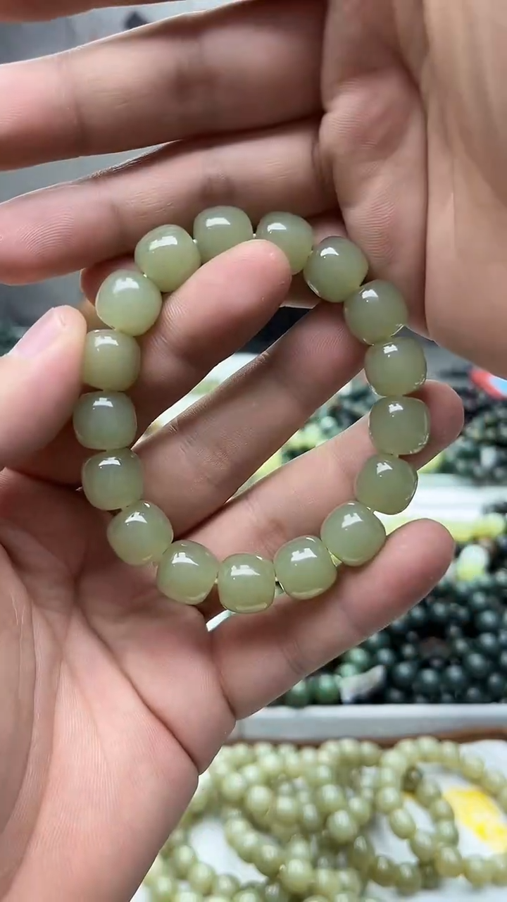 手串未镶嵌和田玉新疆若羌黄口13