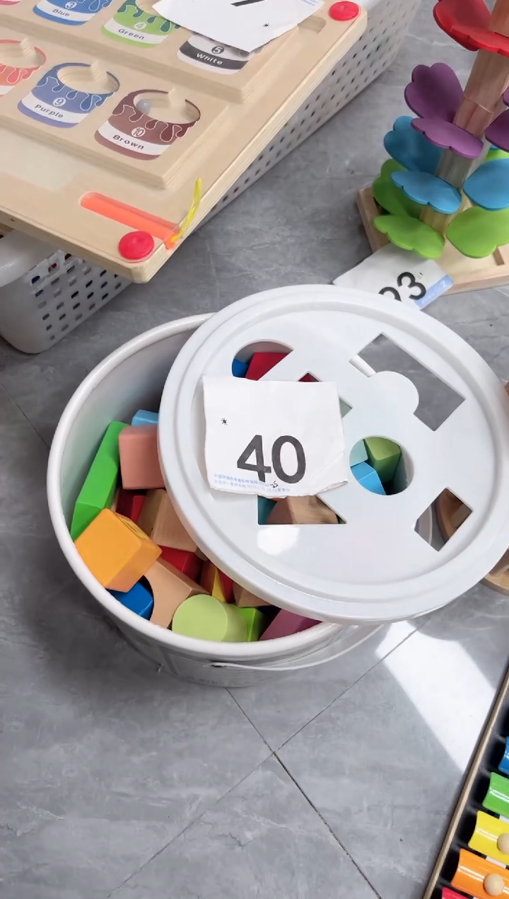 实木散装带桶积木（40）