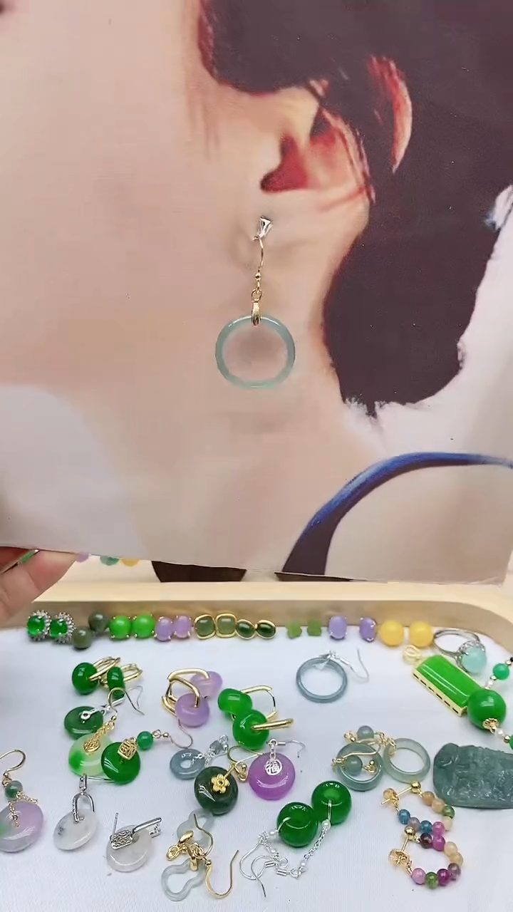 未镶嵌翡翠耳饰翡翠217