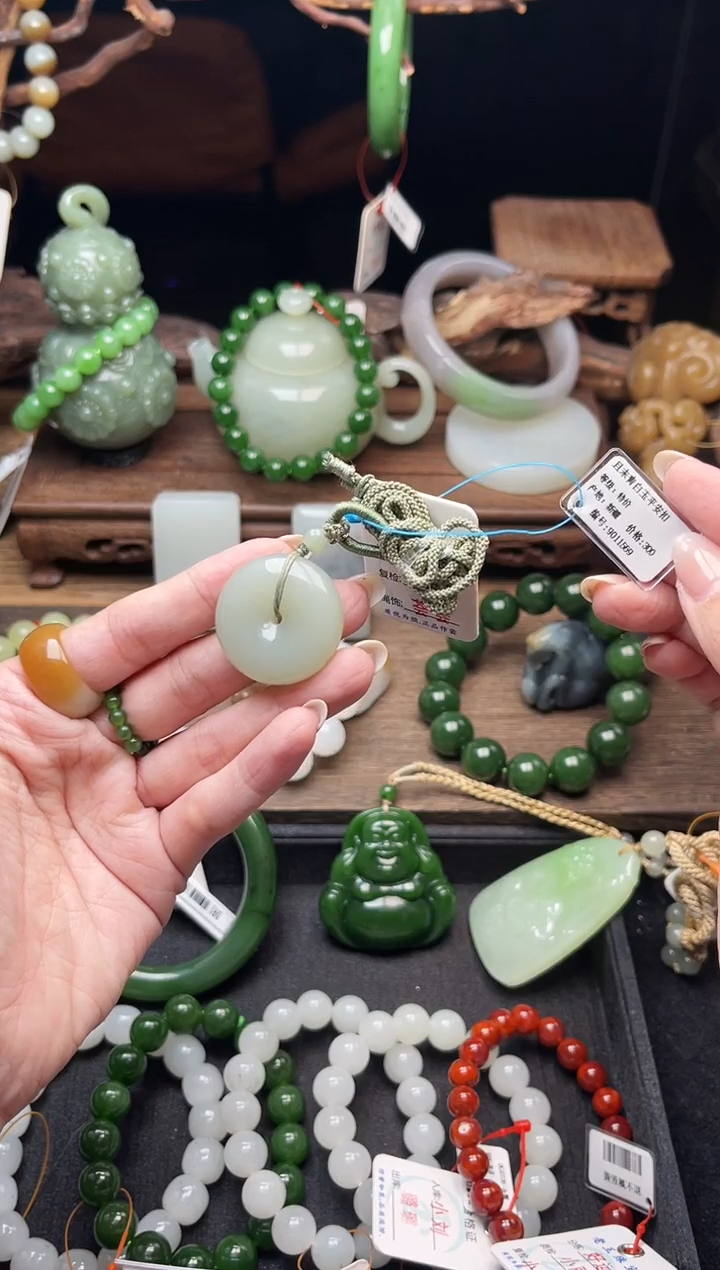 和田玉未镶嵌吊坠(不含链)且末青白 平安扣9011569