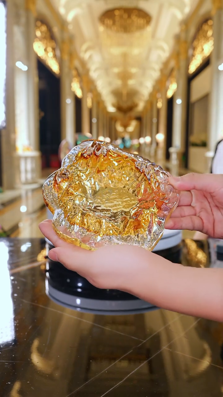 摆件YB00355金色烟灰缸