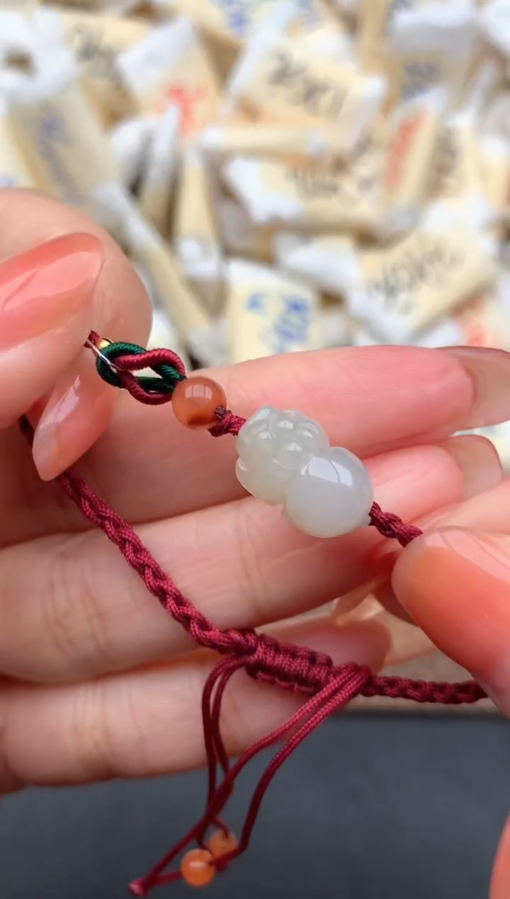 未镶嵌挂件翡翠1