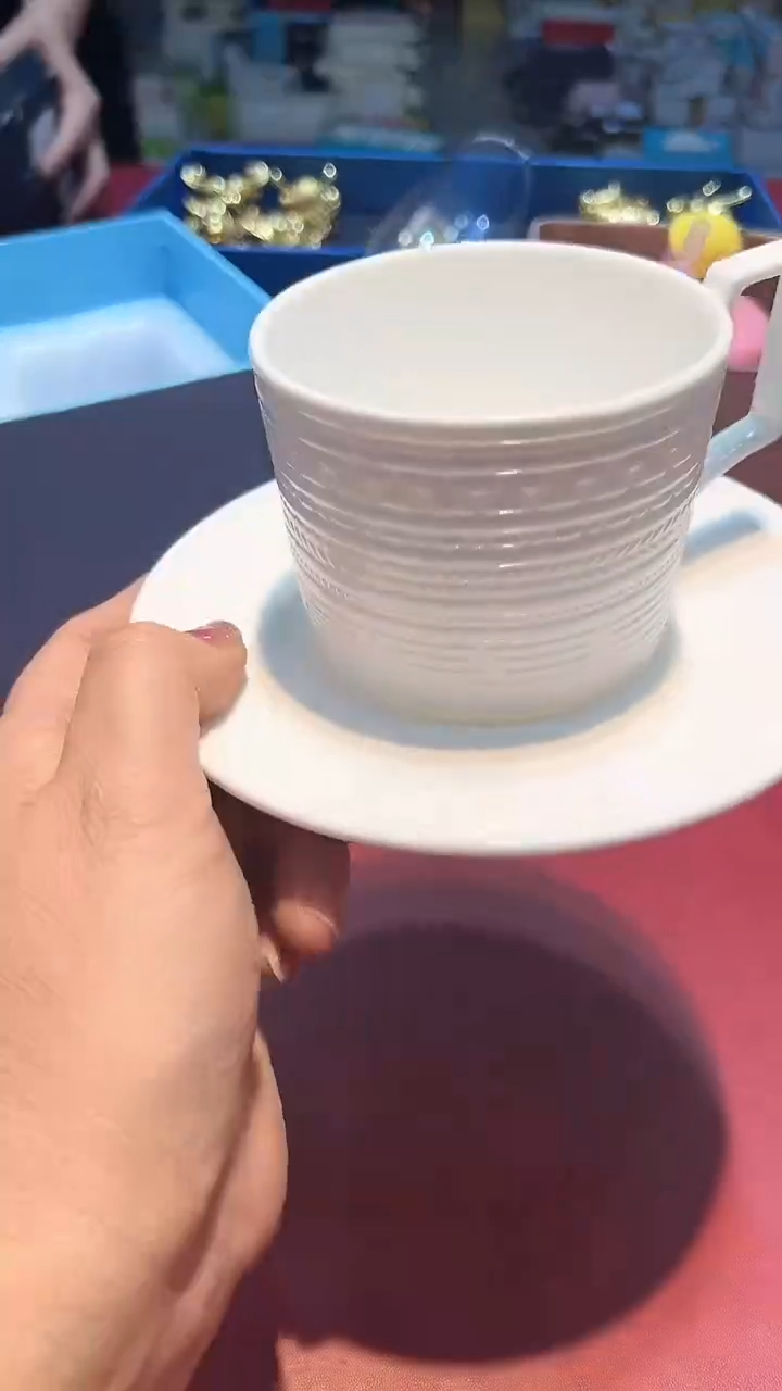 【闪购商品】瓷片锅碗瓢盆一件不剩