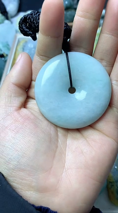 【闪购商品】翡翠颈饰未镶嵌翡翠