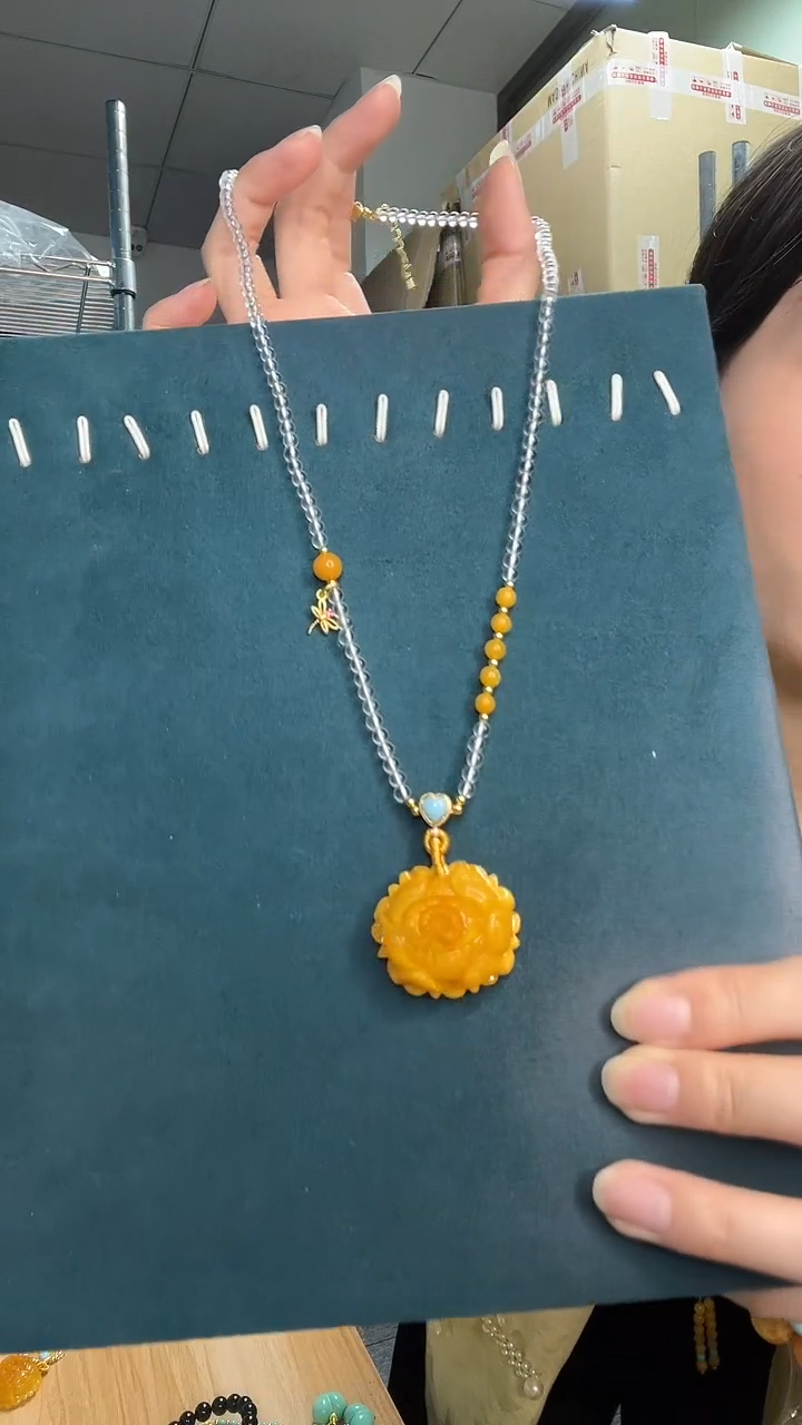 未镶嵌琥珀裸石A1336天然蜜蜡