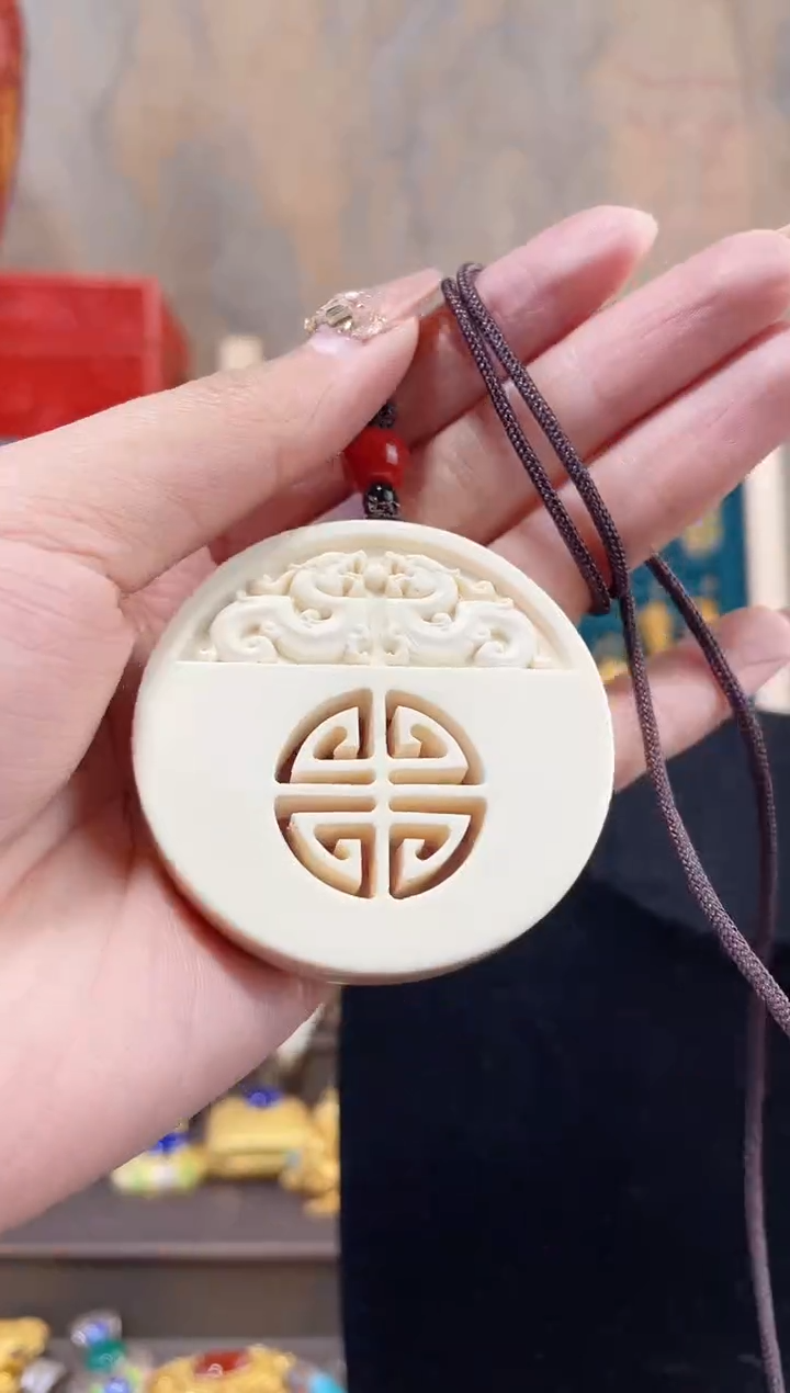 【闪购商品】非遗绝技精品吊坠