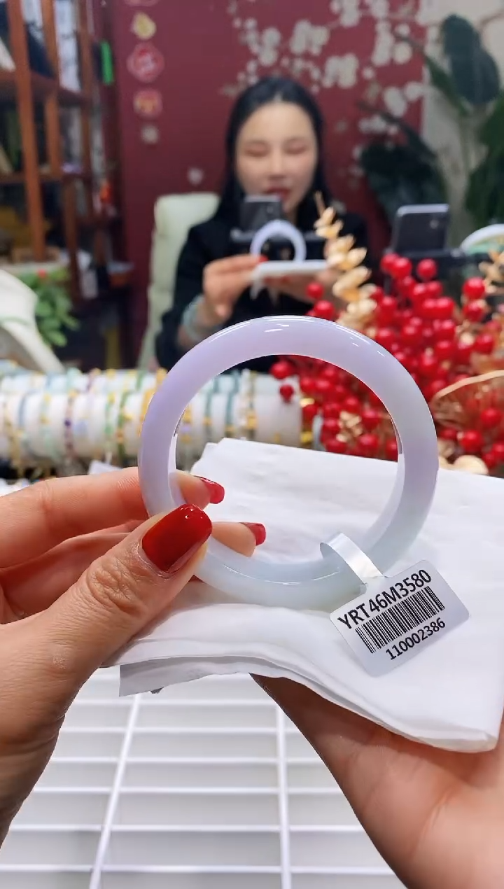 【闪购商品】翡翠手镯未镶嵌125圈口56-58/13.3*8.8