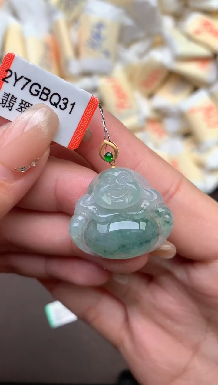 【闪购商品】翡翠挂件18K金镶嵌—