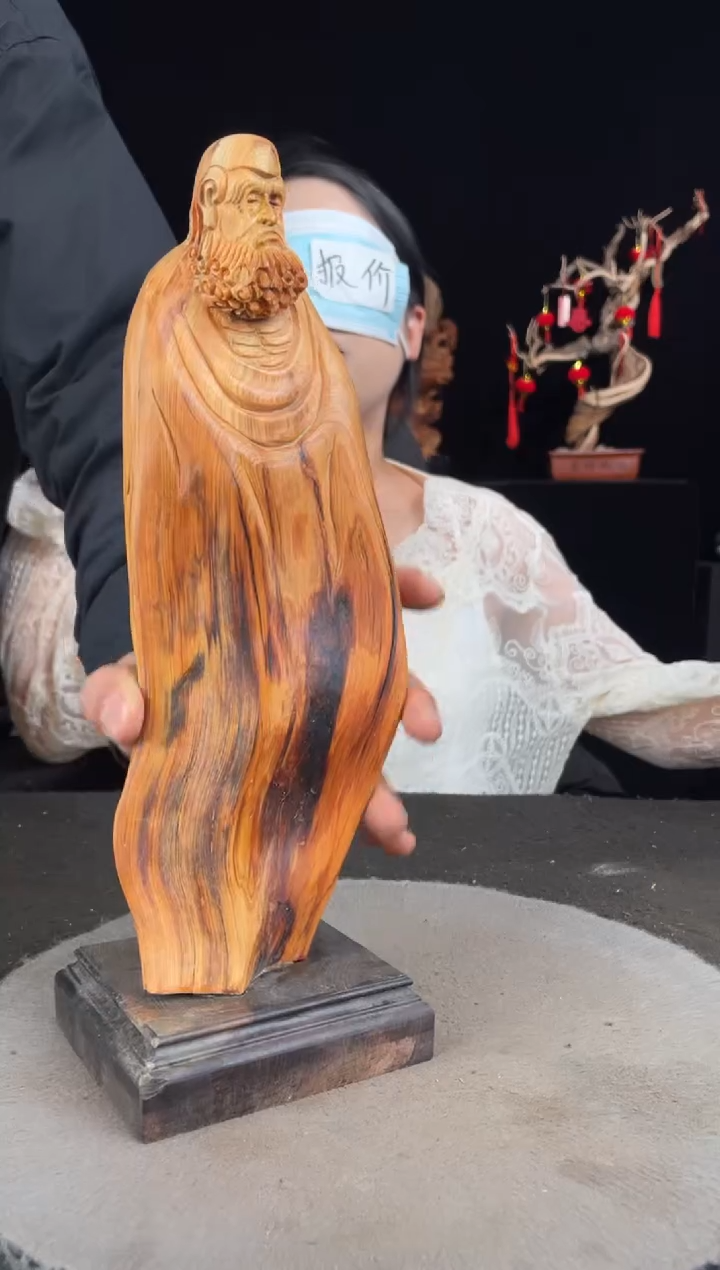 【闪购商品】柏木（崖柏）其他手工摆件,先抢先得!