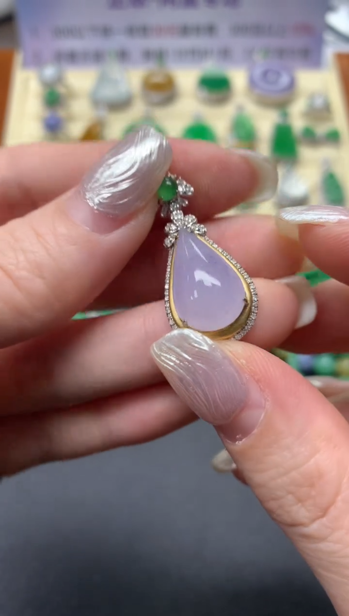 【闪购商品】翡翠吊坠(不含链)18K金镶嵌吊坠|3500+350