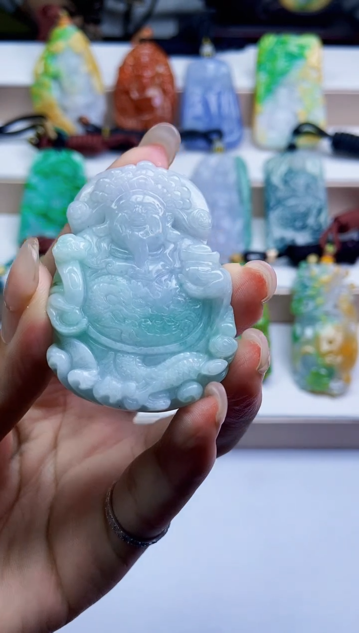 颈饰未镶嵌翡翠翡翠A货