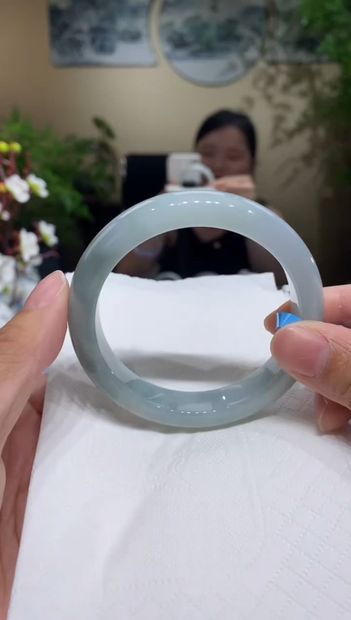 翡翠手镯未镶嵌圈口57.7