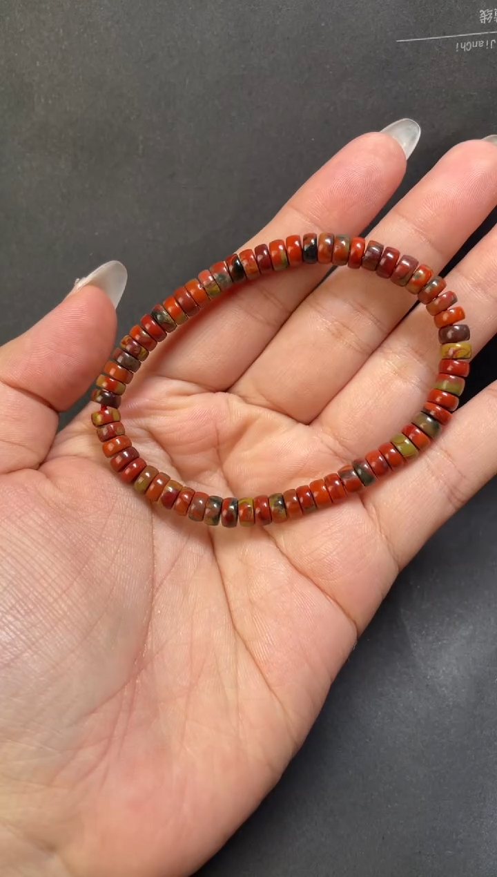 未镶嵌11南红玛瑙手串