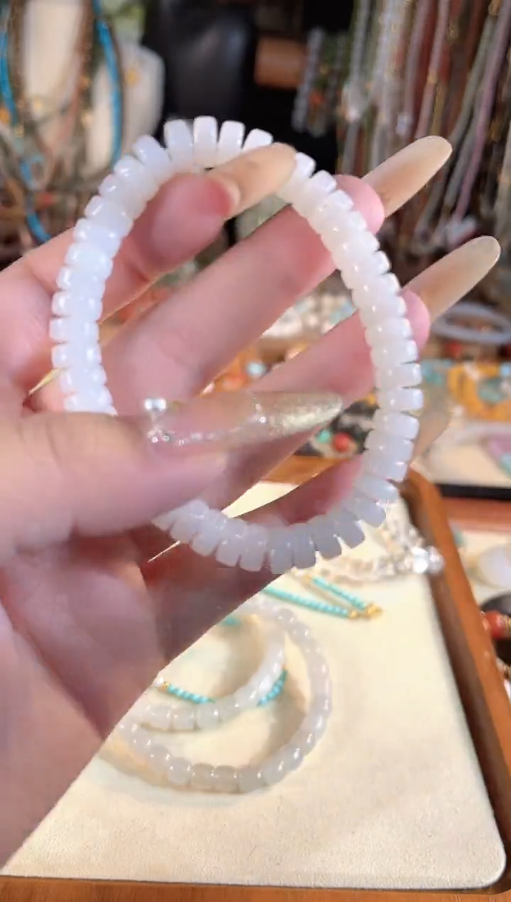 【闪购商品】和田玉手链未镶嵌多样性发货其一