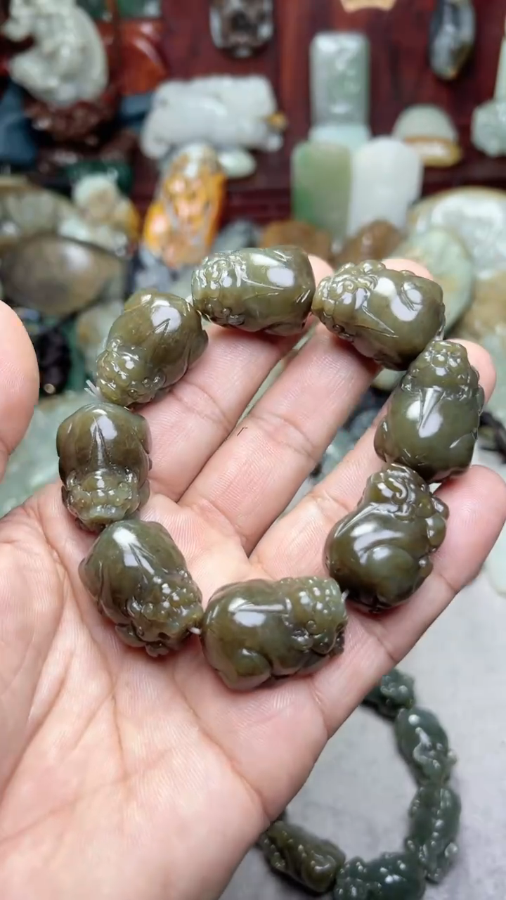 和田玉未镶嵌把件-p