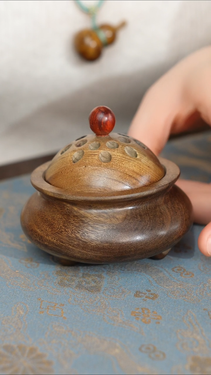 乌木类家具金丝楠阴沉木   阴沉木香炉1