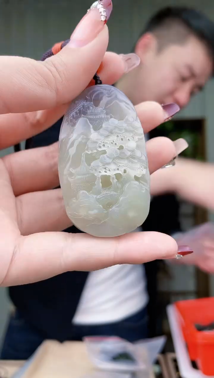 【闪购商品】和田玉挂件未镶嵌拍一发一，多样性发货！