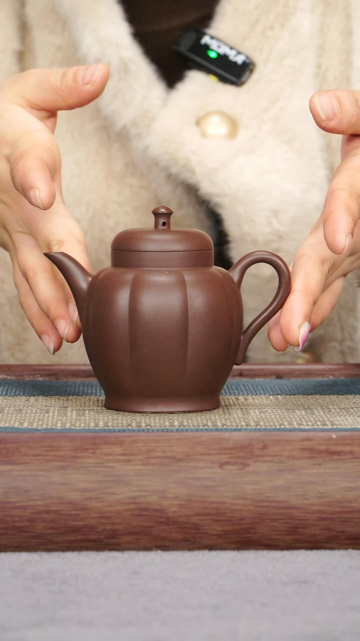 【闪购商品】紫砂茶壶底槽青 高锦