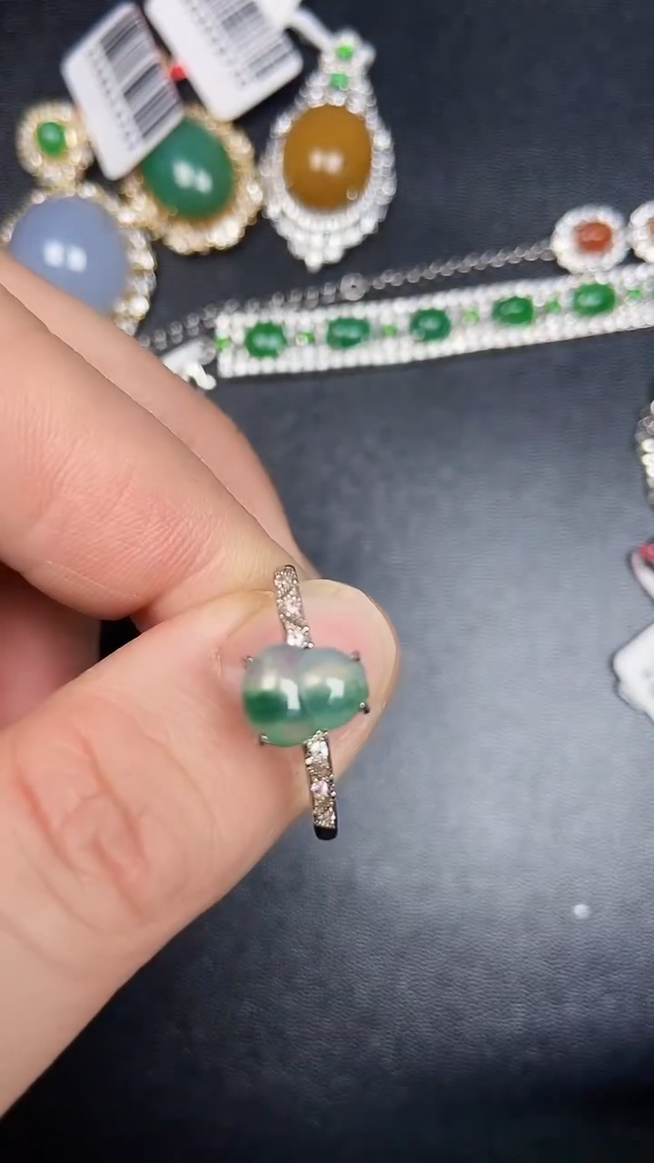 银S925镶嵌戒指翡翠2550