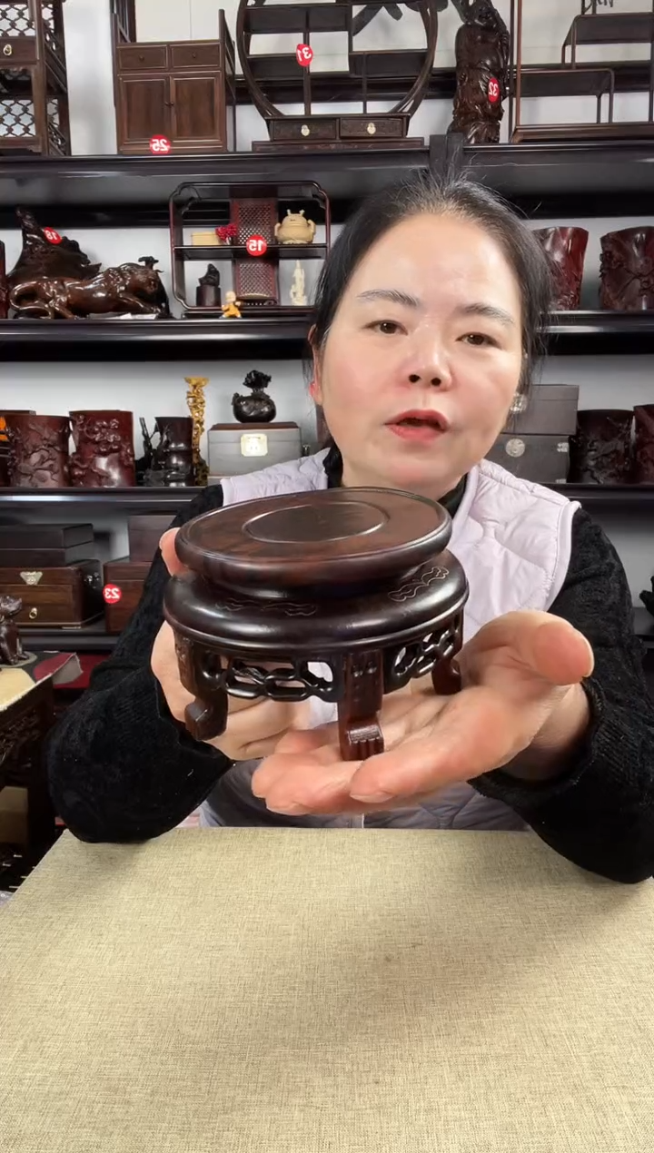 木298瑕疵小号老李红木工艺品