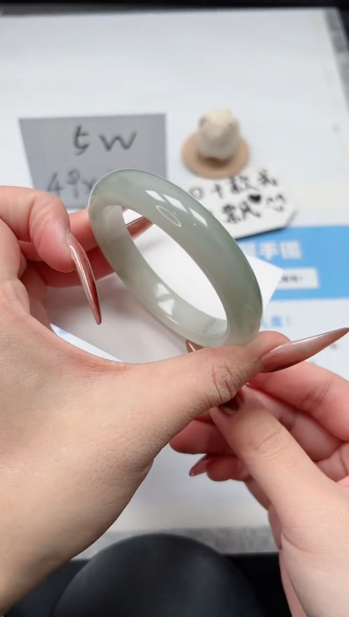 【闪购商品】石英质玉手镯未镶嵌207/飘花55.5