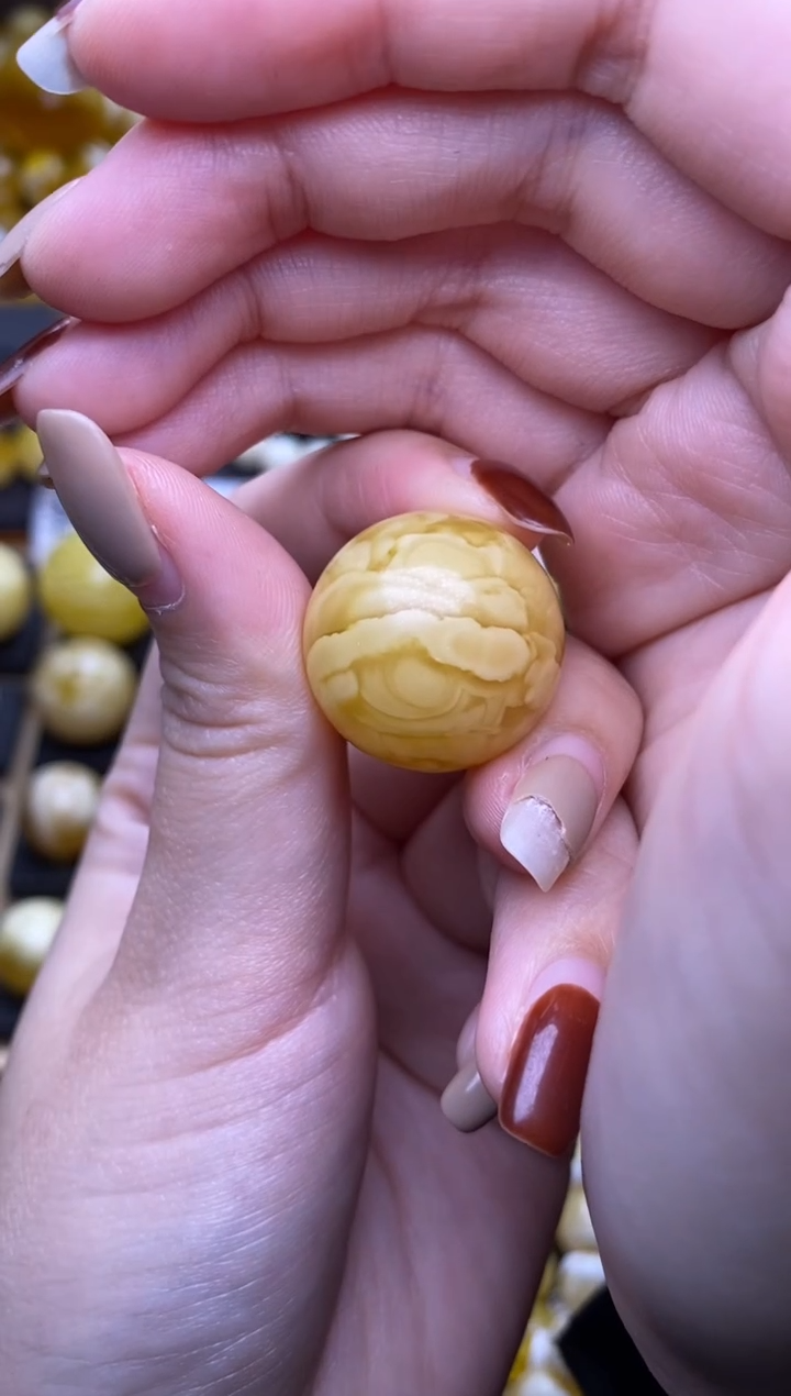 【闪购商品】琥珀裸石未镶嵌大小姐珠宝严选36