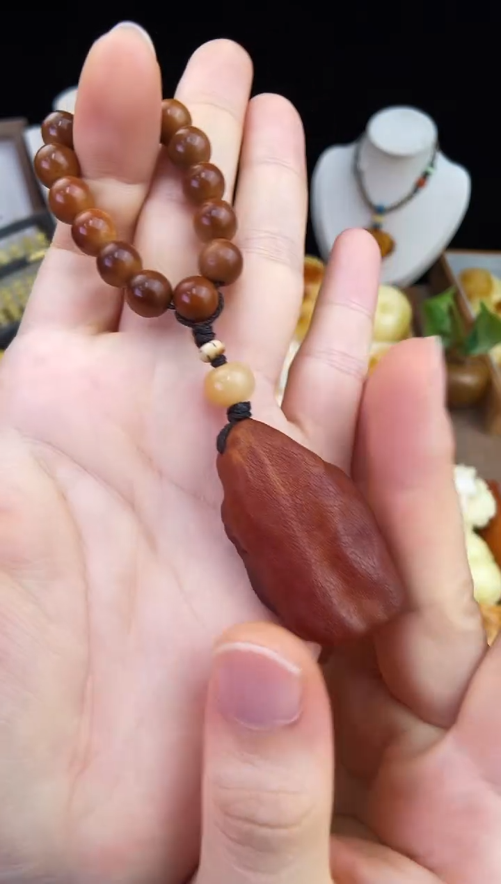 琥珀未镶嵌珠宝奇石柒月