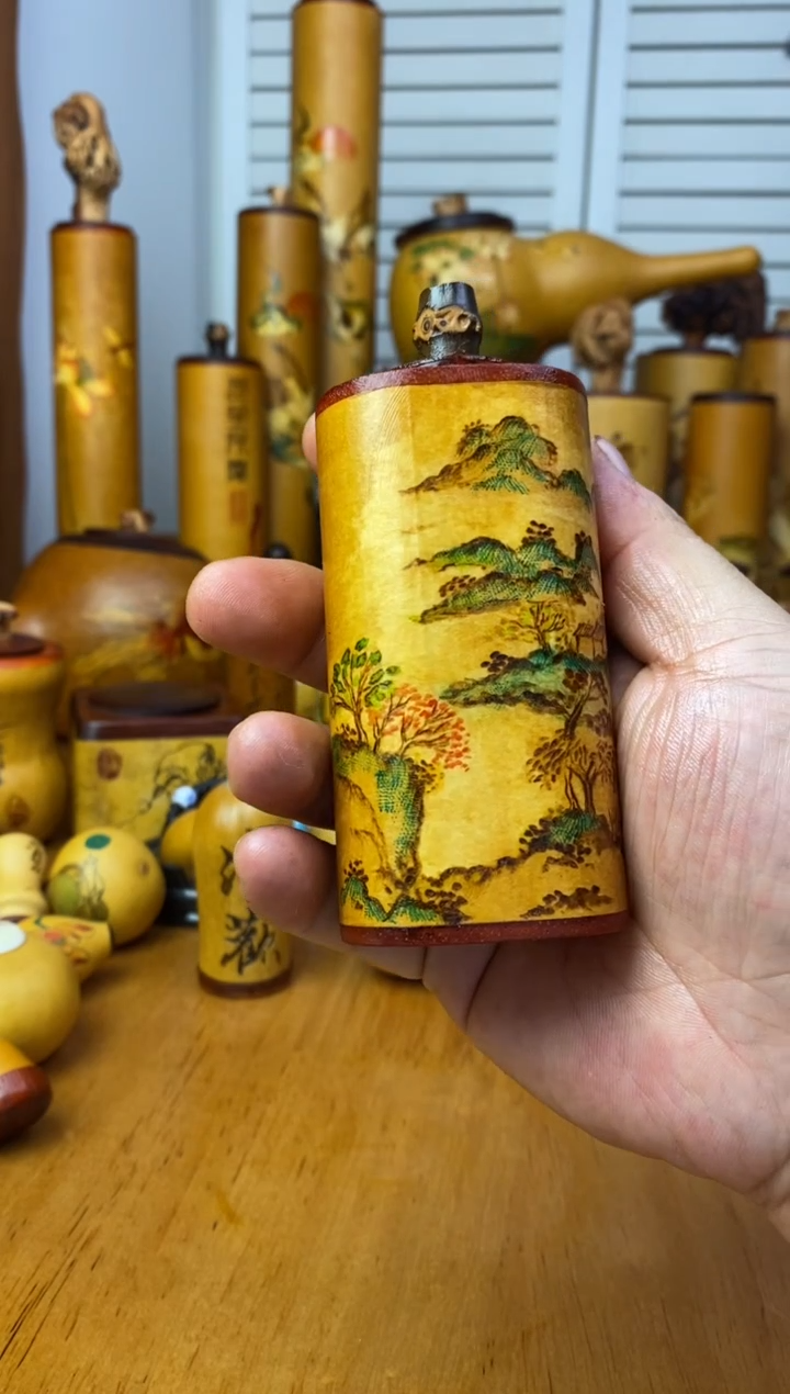 九*呼噜呼噜呼噜呼噜葫芦