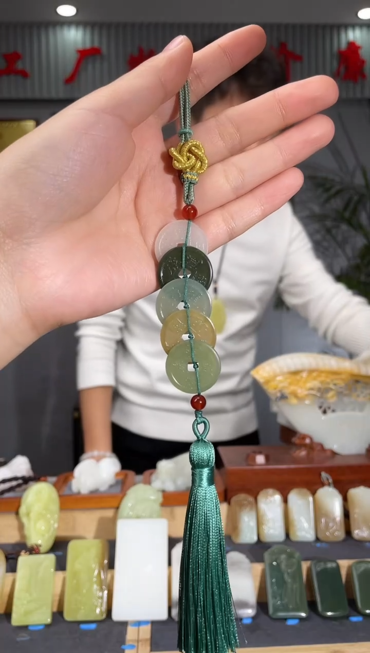【闪购商品】和田玉（糖玉）颈饰未镶嵌拍一发一 多样性发货