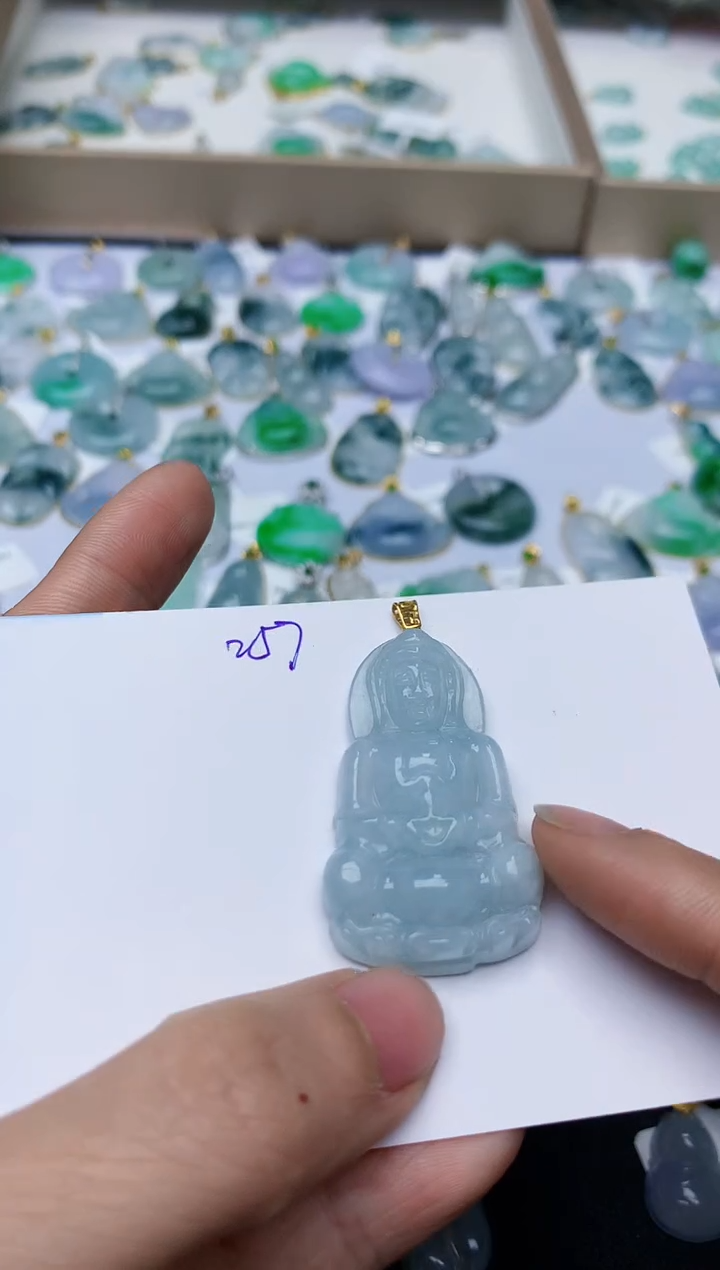 【闪购商品】翡翠颈饰18K金镶嵌天然翡翠A货    