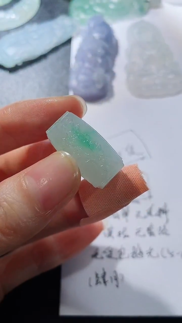 未镶嵌定制翡翠心***偏231231581321