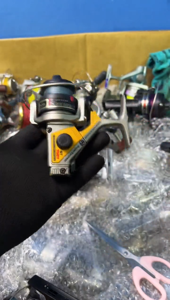 g*y微瑕钓鱼轮，直播间讲解为准，看清楚再拍，如有拆卸不退换