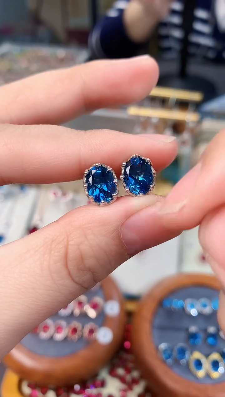 【闪购商品】托帕石耳饰银S925镶嵌天然