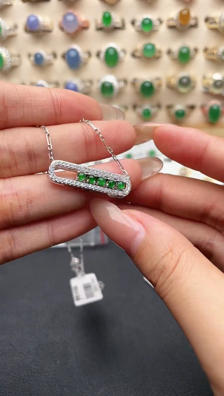 未镶嵌戒指翡翠一物一证一礼盒