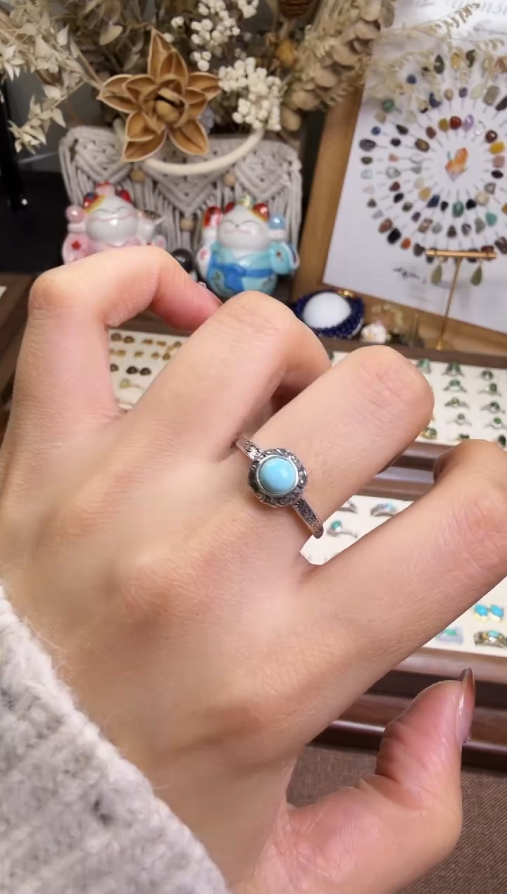 水晶摆件未镶嵌戒指