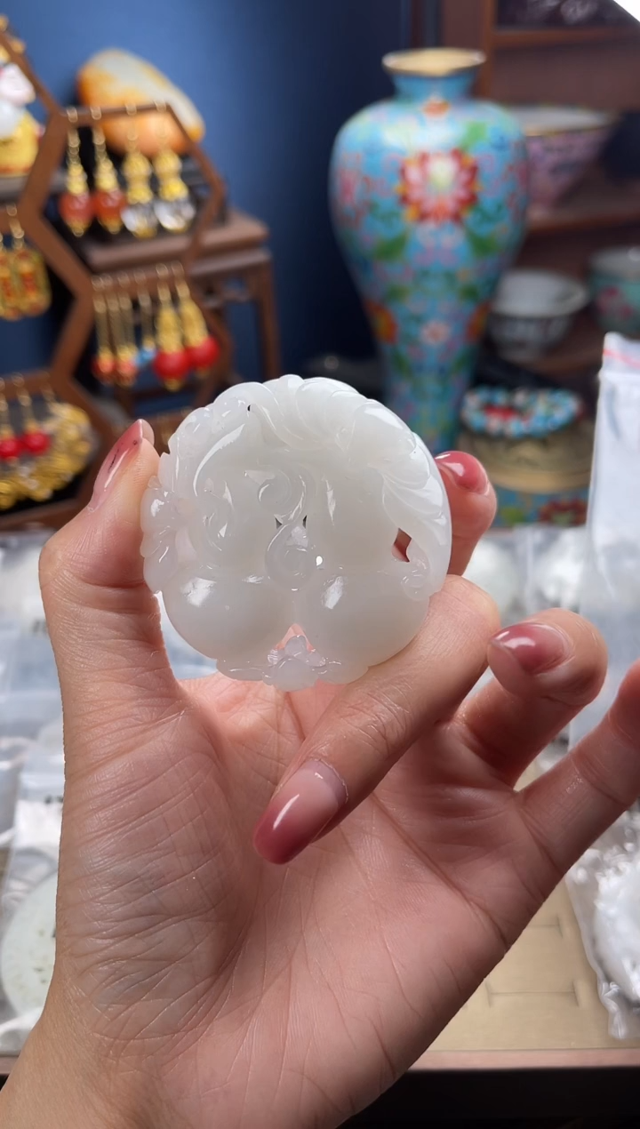 未镶嵌挂件翡翠A****转，1205A08