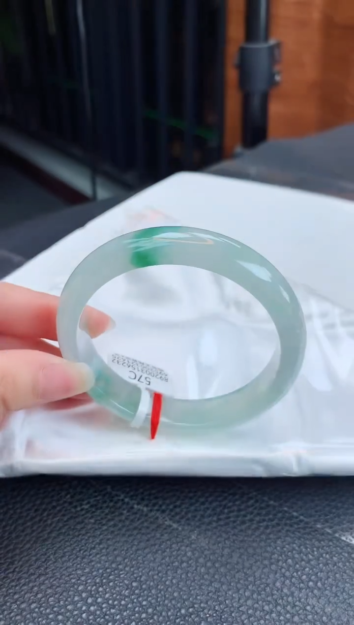 【闪购商品】翡翠手镯未镶嵌缅甸天然翡翠A货手镯