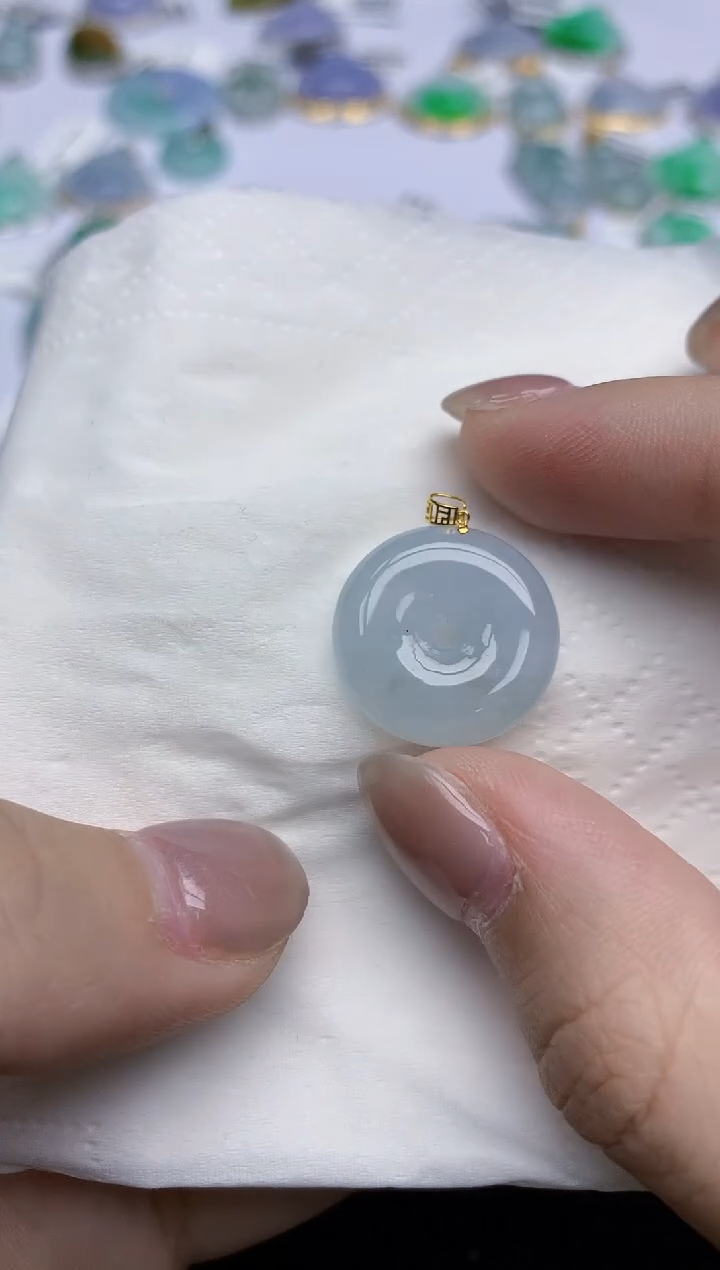 【闪购商品】翡翠颈饰18K金镶嵌天然翡翠A货