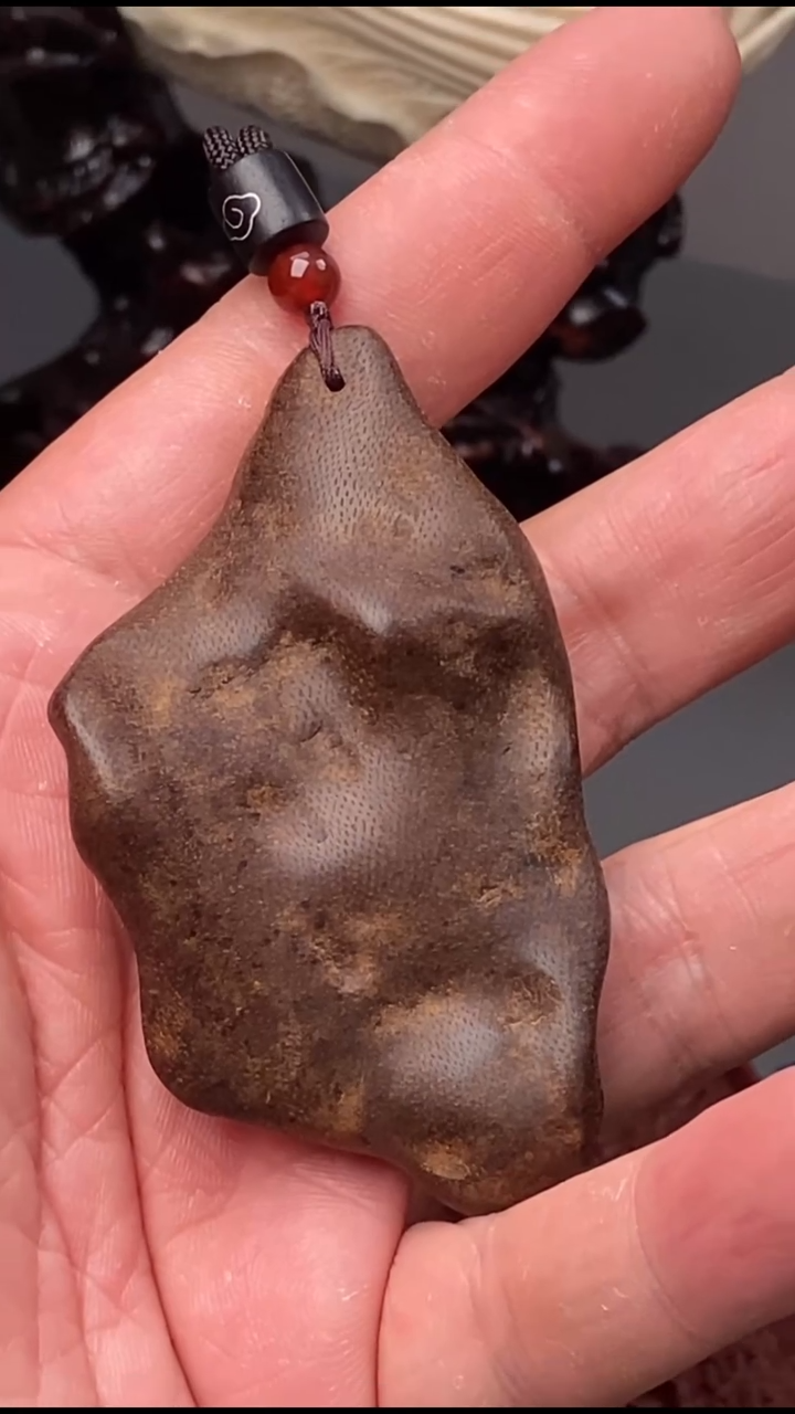 沉香手把件惠安9分沉