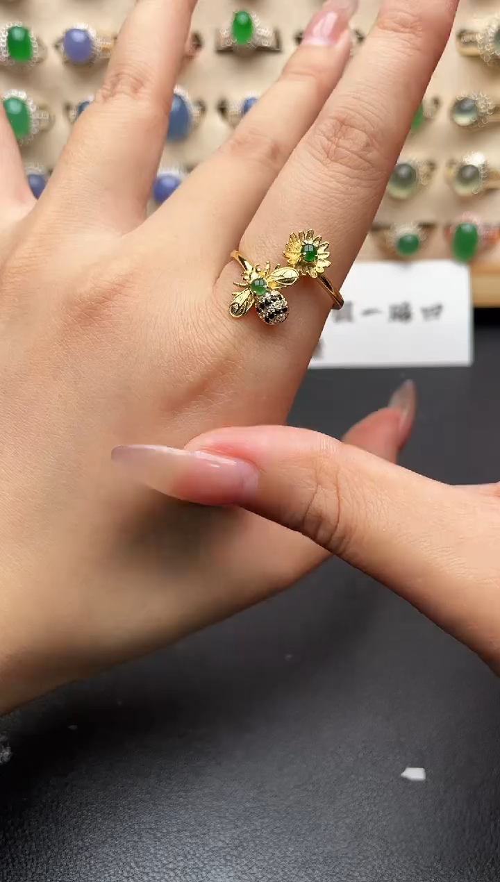 银S925镶嵌戒指翡翠一物一证一礼盒