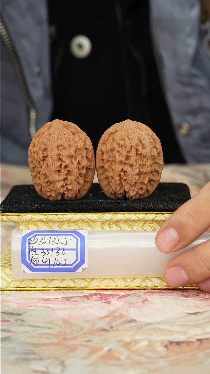 【闪购商品】文玩核桃把件非嫁接将军榜