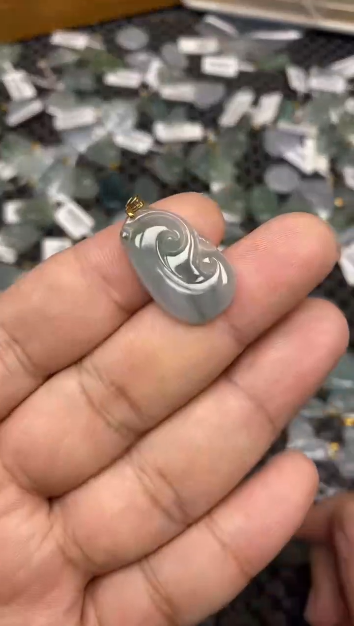 【闪购商品】翡翠吊坠(不含链)18K金镶嵌50927