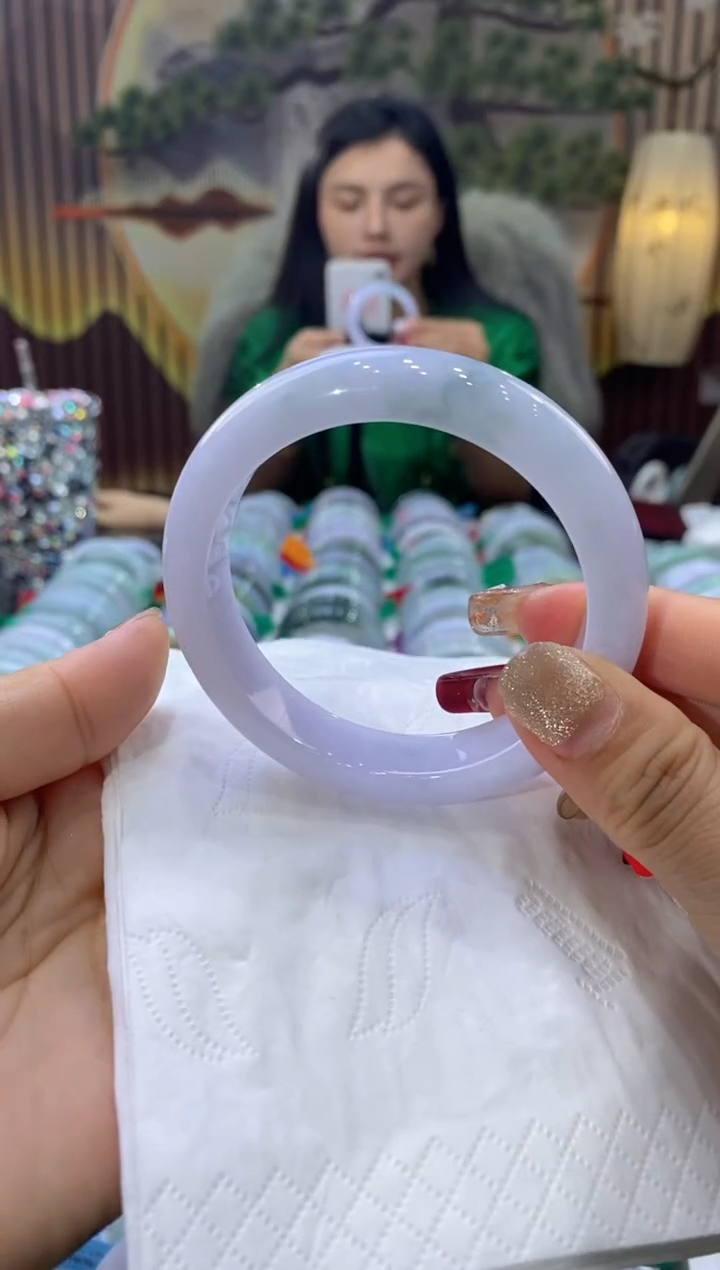 【闪购商品】翡翠手镯未镶嵌多人00129