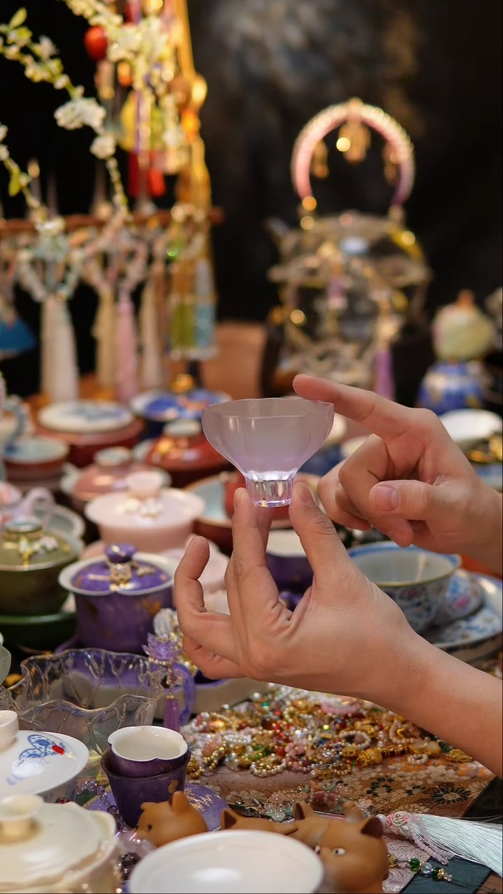 【闪购商品】紫色星空花口客杯