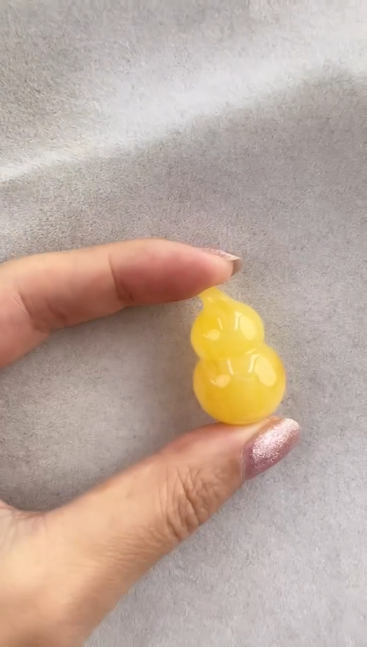 【闪购商品】琥珀裸石未镶嵌10128018-吊坠