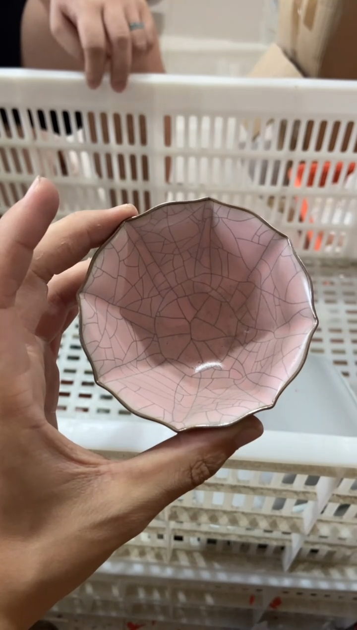 杯摄影的产品有使用过的痕迹有点脏介意勿拍