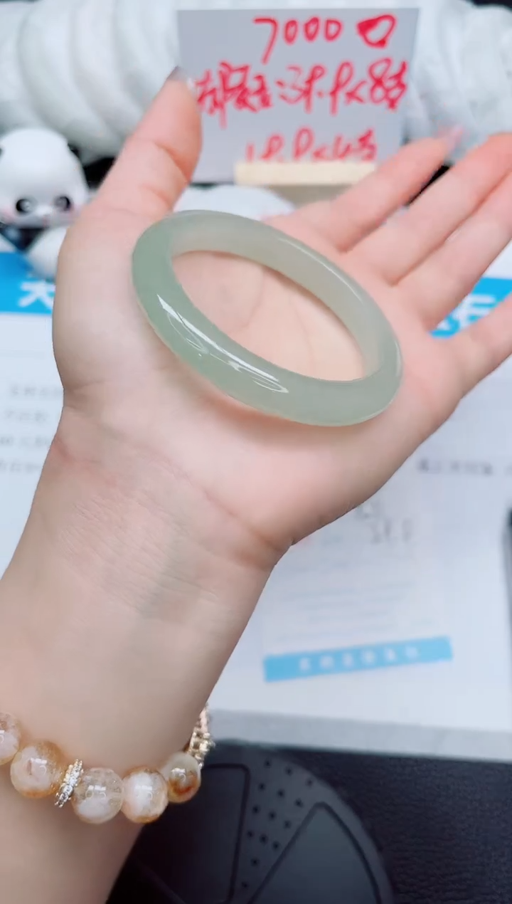 石英质玉手镯未镶嵌79-50