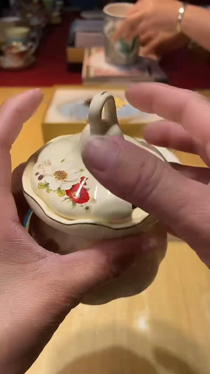 瓷片生活的本意是开心啊@@1