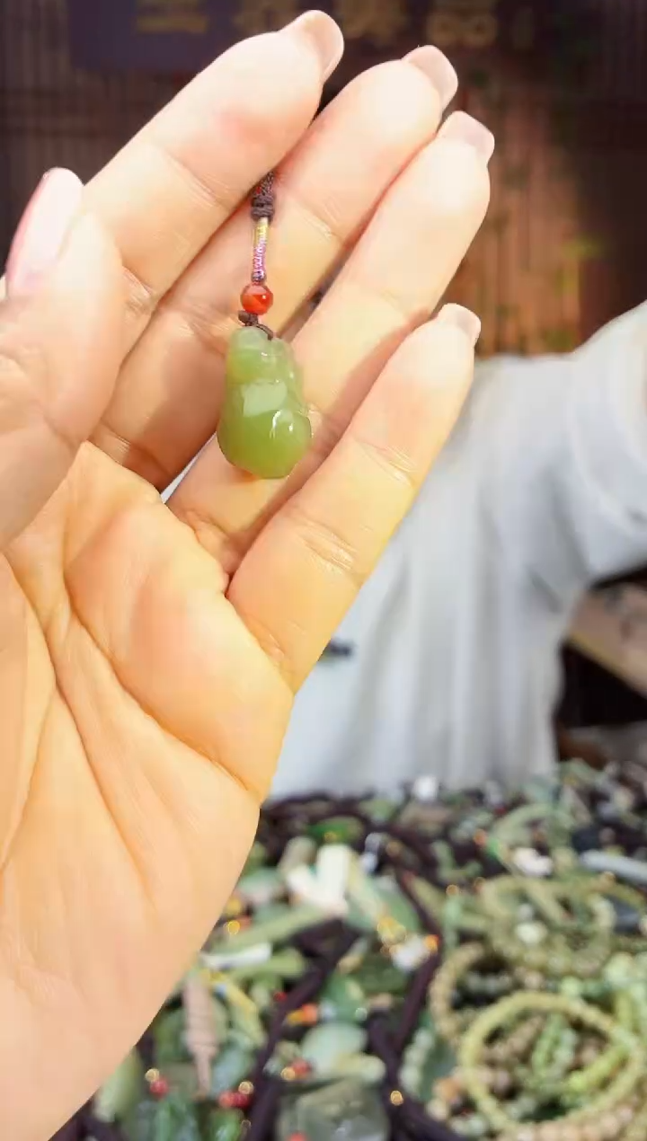 颈饰未镶嵌和田玉多样性发货拍一发一